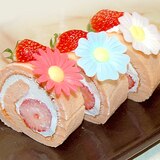 シフォン生地で！ほんのりピンク！春の苺ロールケーキ